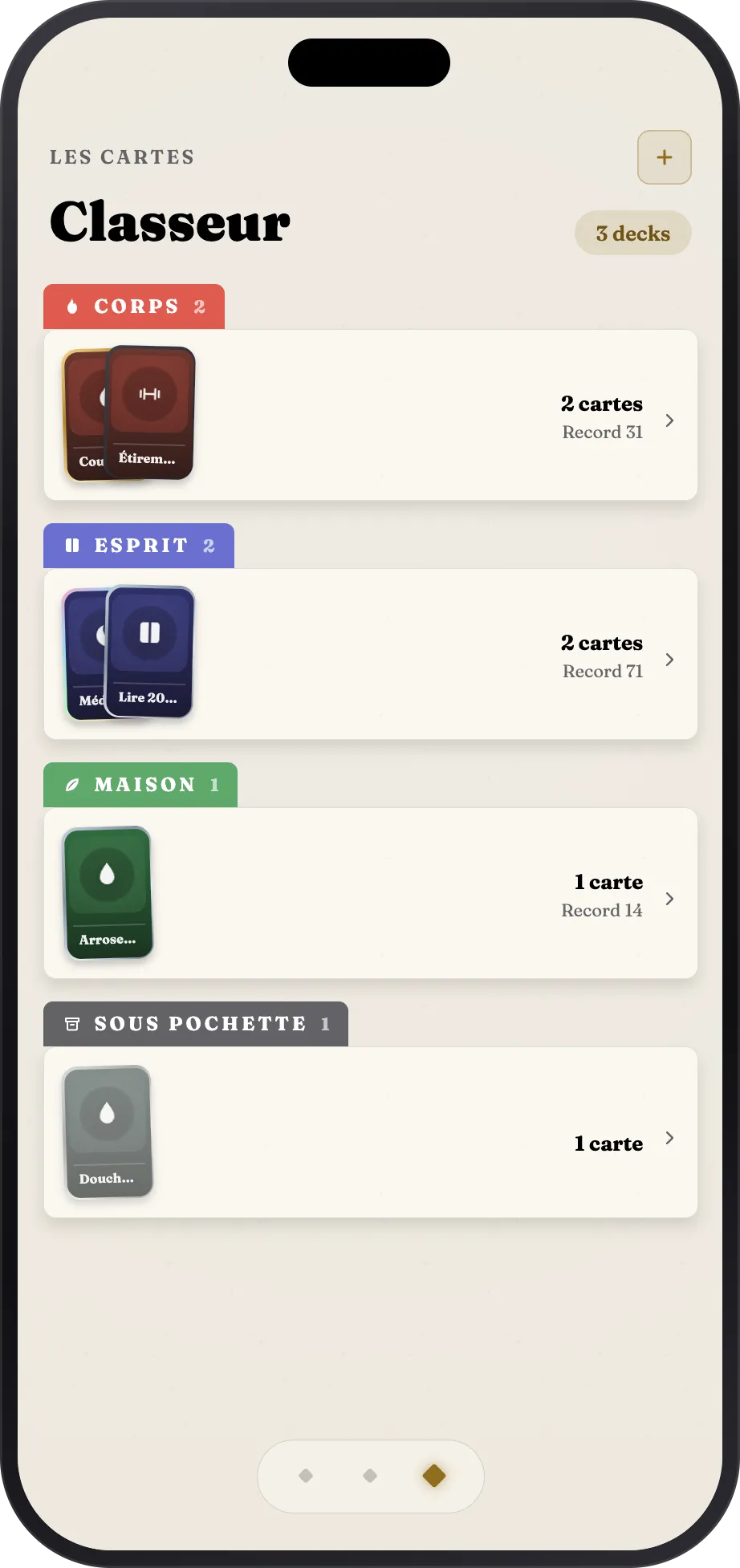 Le classeur : des decks de cartes rangés sur des étagères